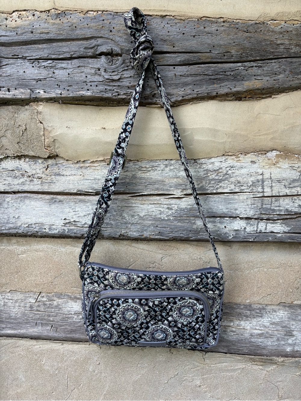 Vera Bradley Quilted Floral Crossbody Bag in Black and Gray NWOT